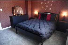 Vintage Queen Suite - 7 mins From ATL Airport